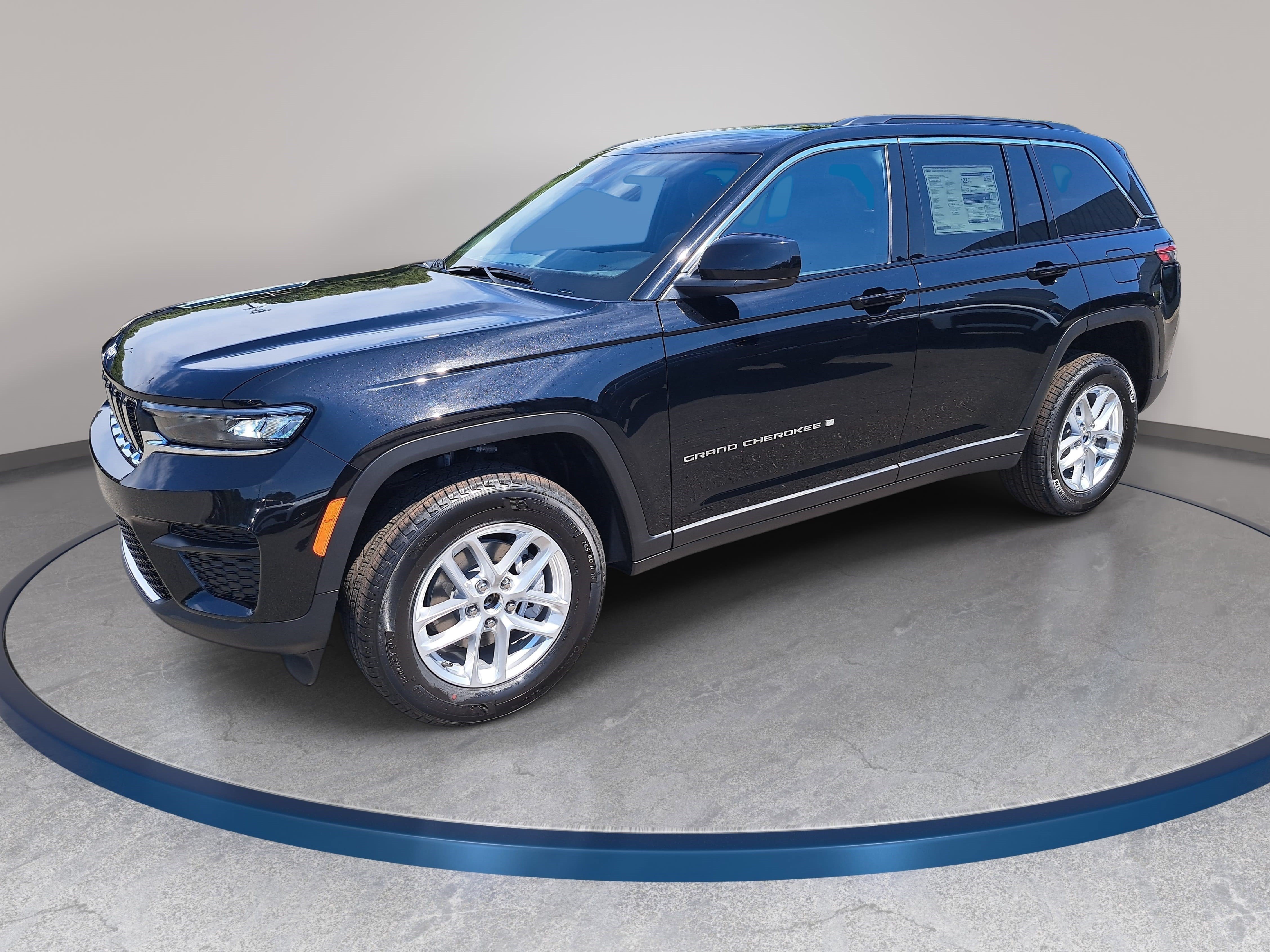 New 2026 Jeep Grand Cherokee LAREDO 4X4 Sport Utility