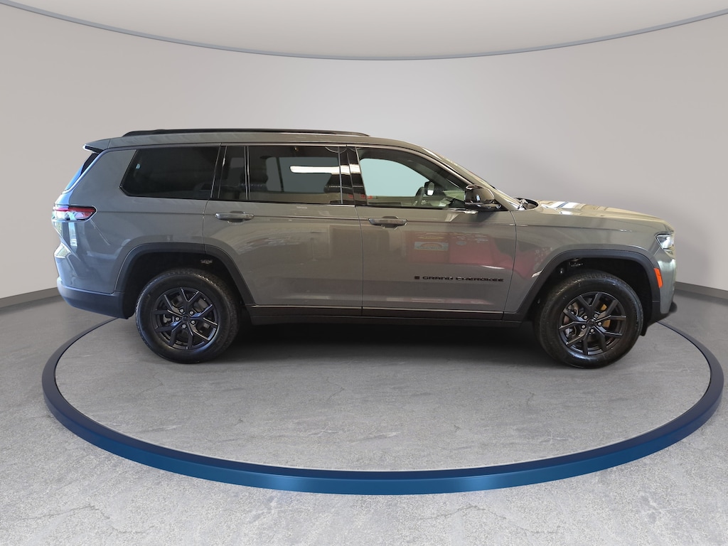 New 2027 Jeep Grand Cherokee L LAREDO ALTITUDE 4X4 Sport Utility