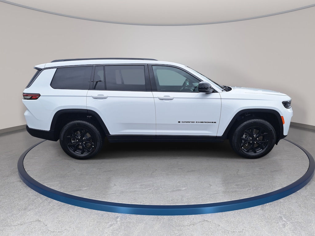 New 2026 Jeep Grand Cherokee L LAREDO ALTITUDE 4X4 Sport Utility