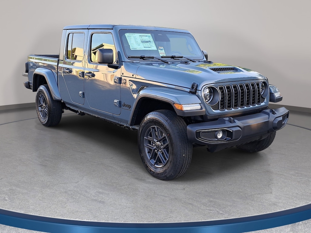 New 2026 Jeep Gladiator SPORT S 4X4 Pickup