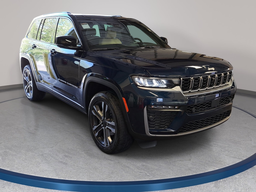 New 2027 Jeep Grand Cherokee LIMITED 4X4 Sport Utility