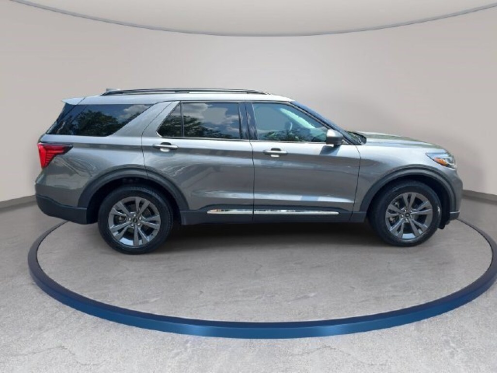Used 2025 Ford Explorer Active Active 4WD