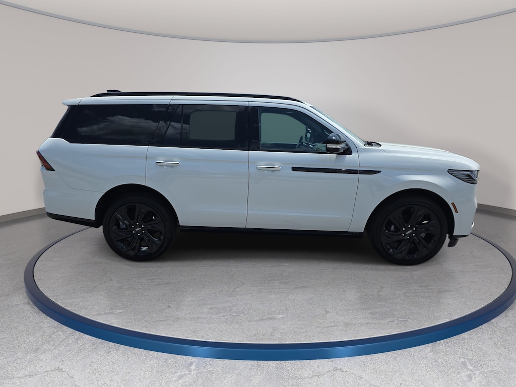 New 2027 Lincoln Navigator Reserve Reserve 4x4