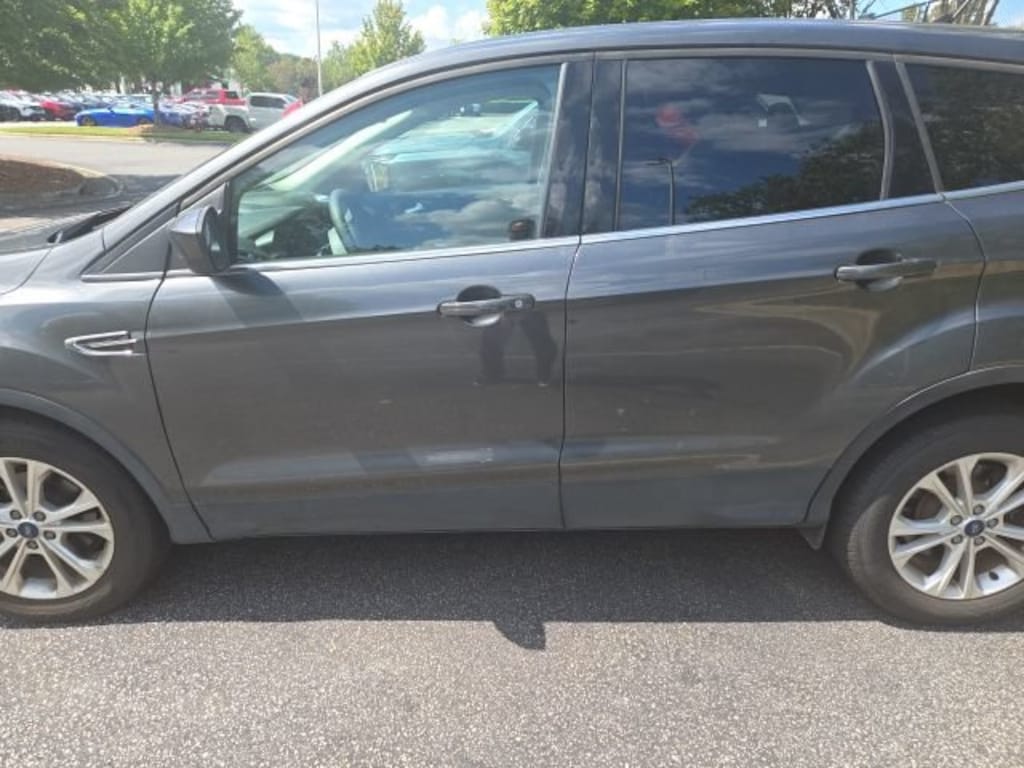 Used 2019 Ford Escape SE SUV