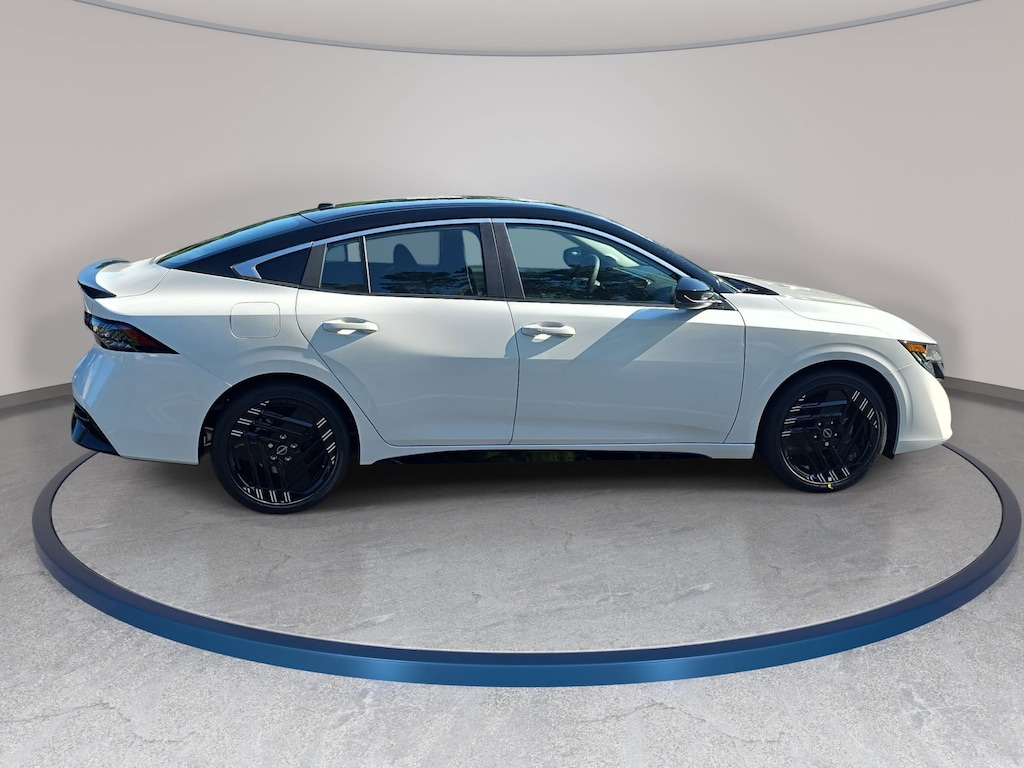 New 2027 Nissan Sentra SR Sedan