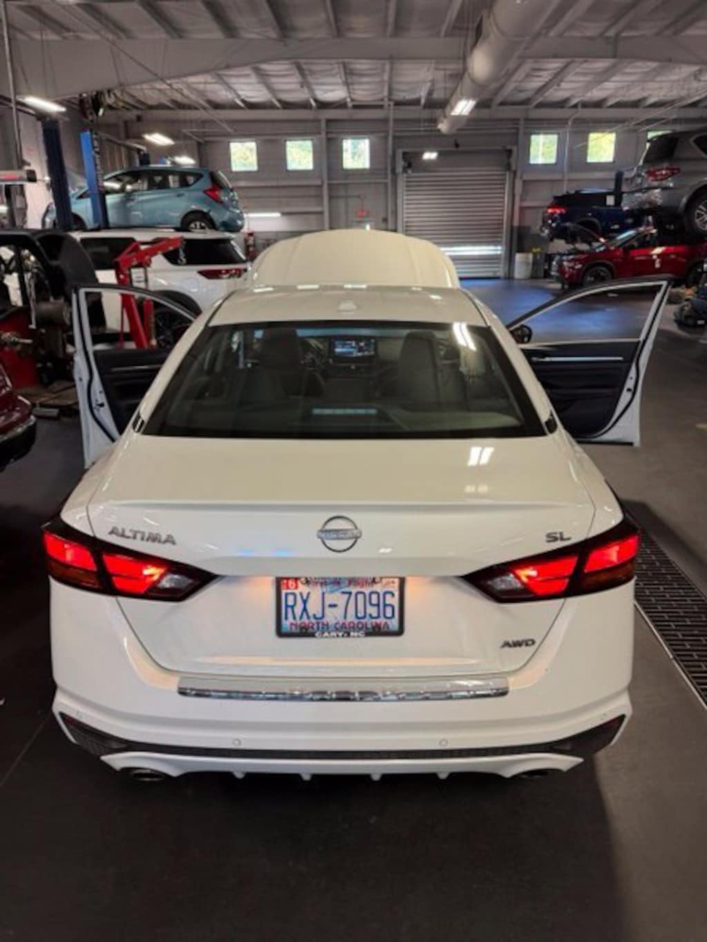 Used 2023 Nissan Altima 2.5 SL Sedan
