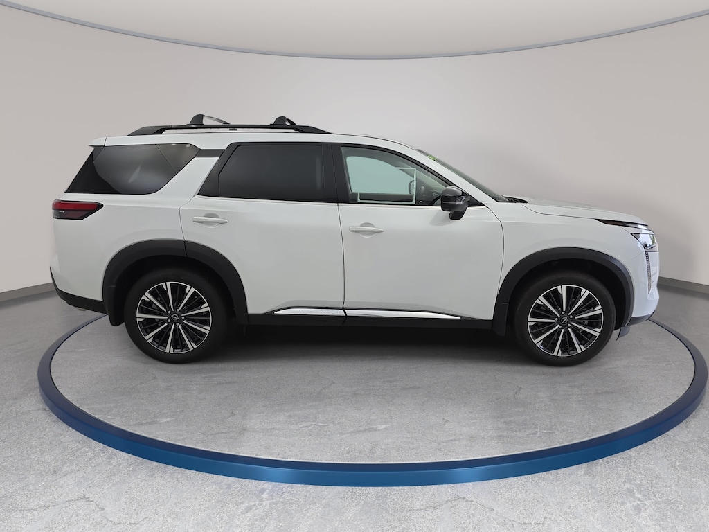 New 2026 Nissan Pathfinder Platinum SUV