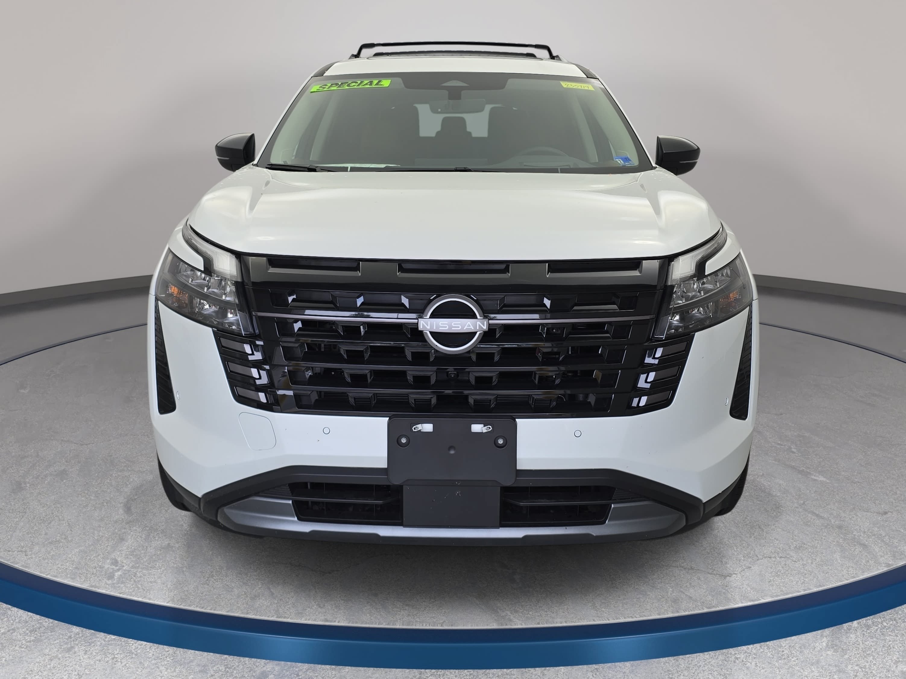 New 2026 Nissan Pathfinder Platinum SUV