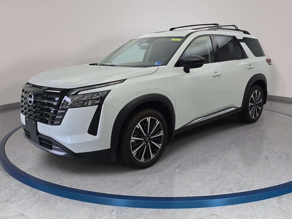 New 2026 Nissan Pathfinder Platinum SUV