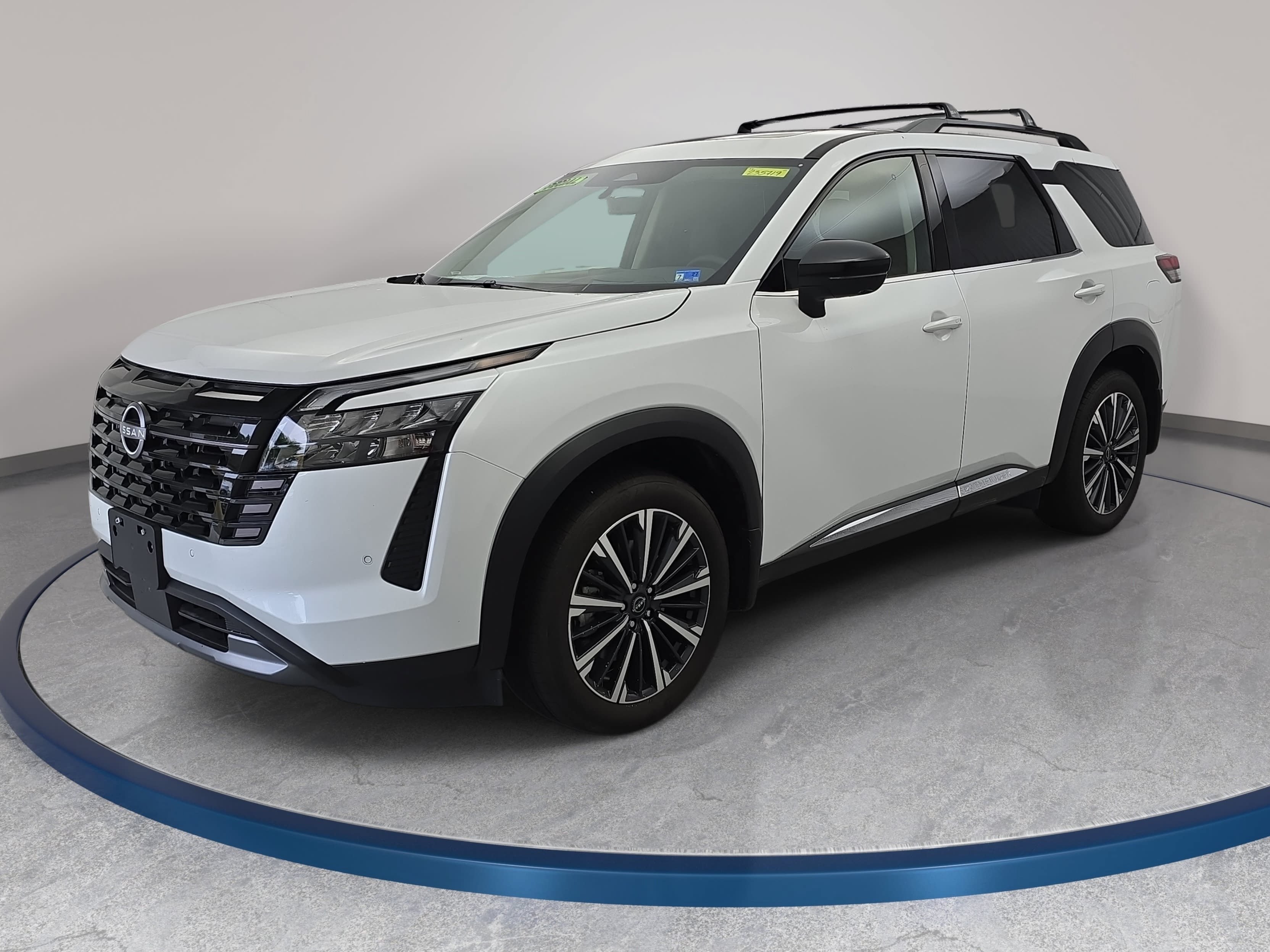 2026 Nissan Pathfinder Platinum SUV