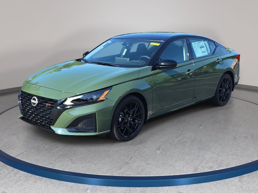 New 2026 Nissan Altima SR Sedan