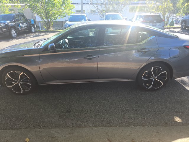 Used 2024 Nissan Altima 2.5 SR Sedan