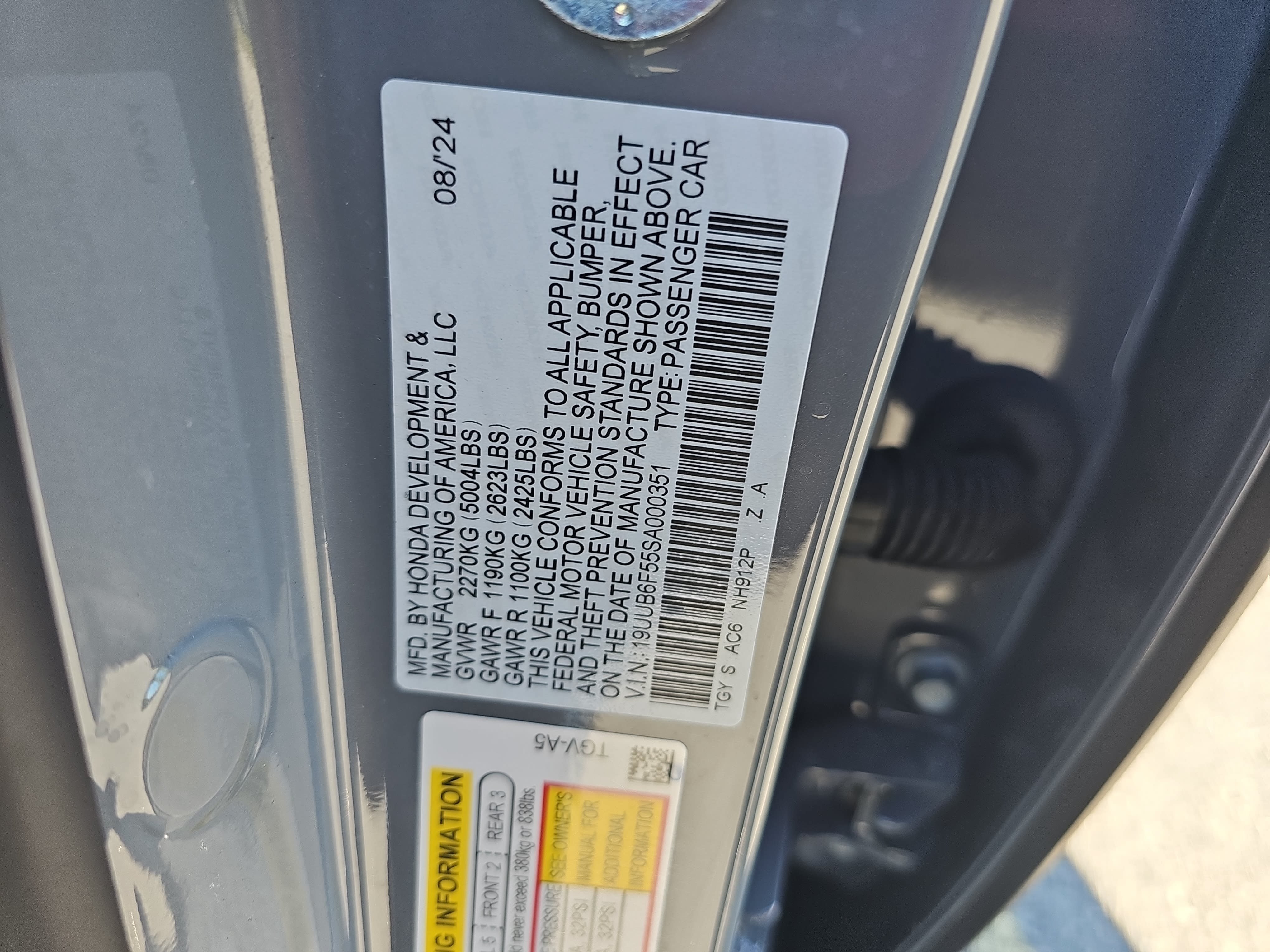 2025 Acura TLX A-SPEC Package - Photo 37