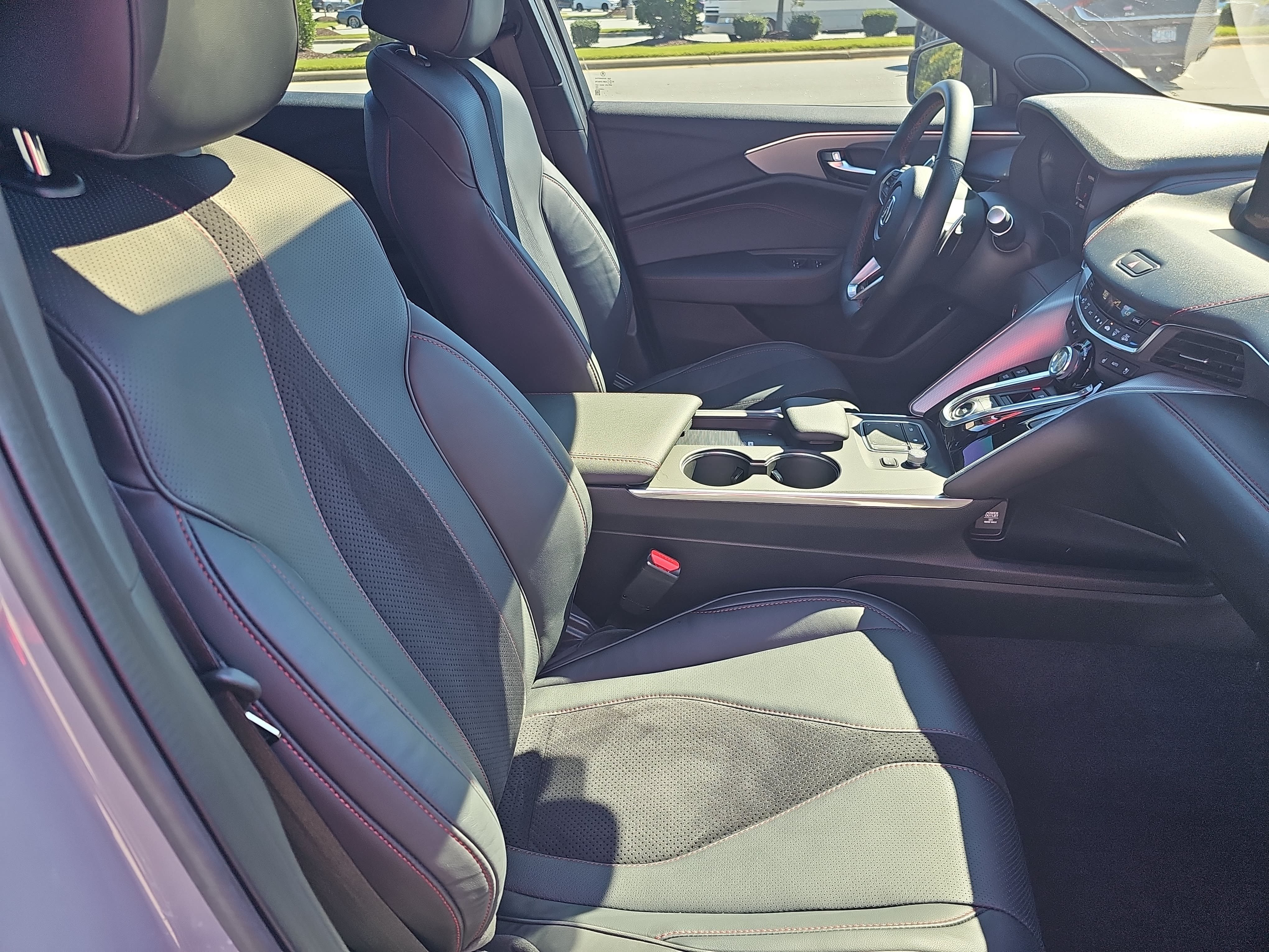 2025 Acura TLX A-SPEC Package - Photo 10