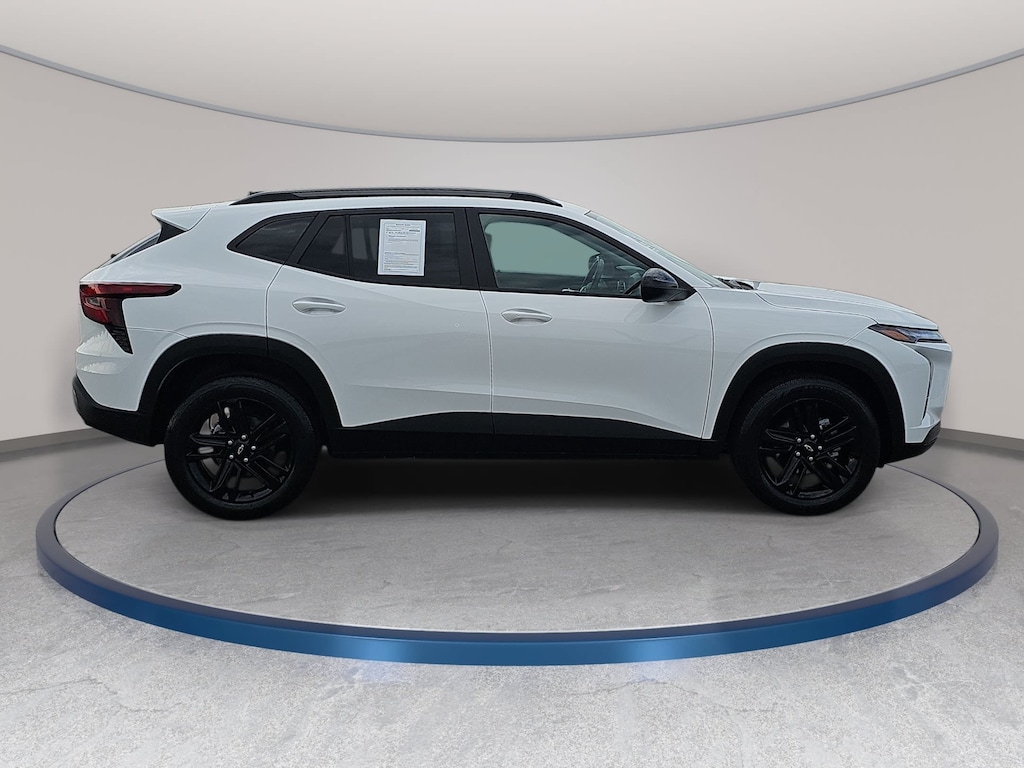 Used 2025 Chevrolet Trax ACTIV SUV
