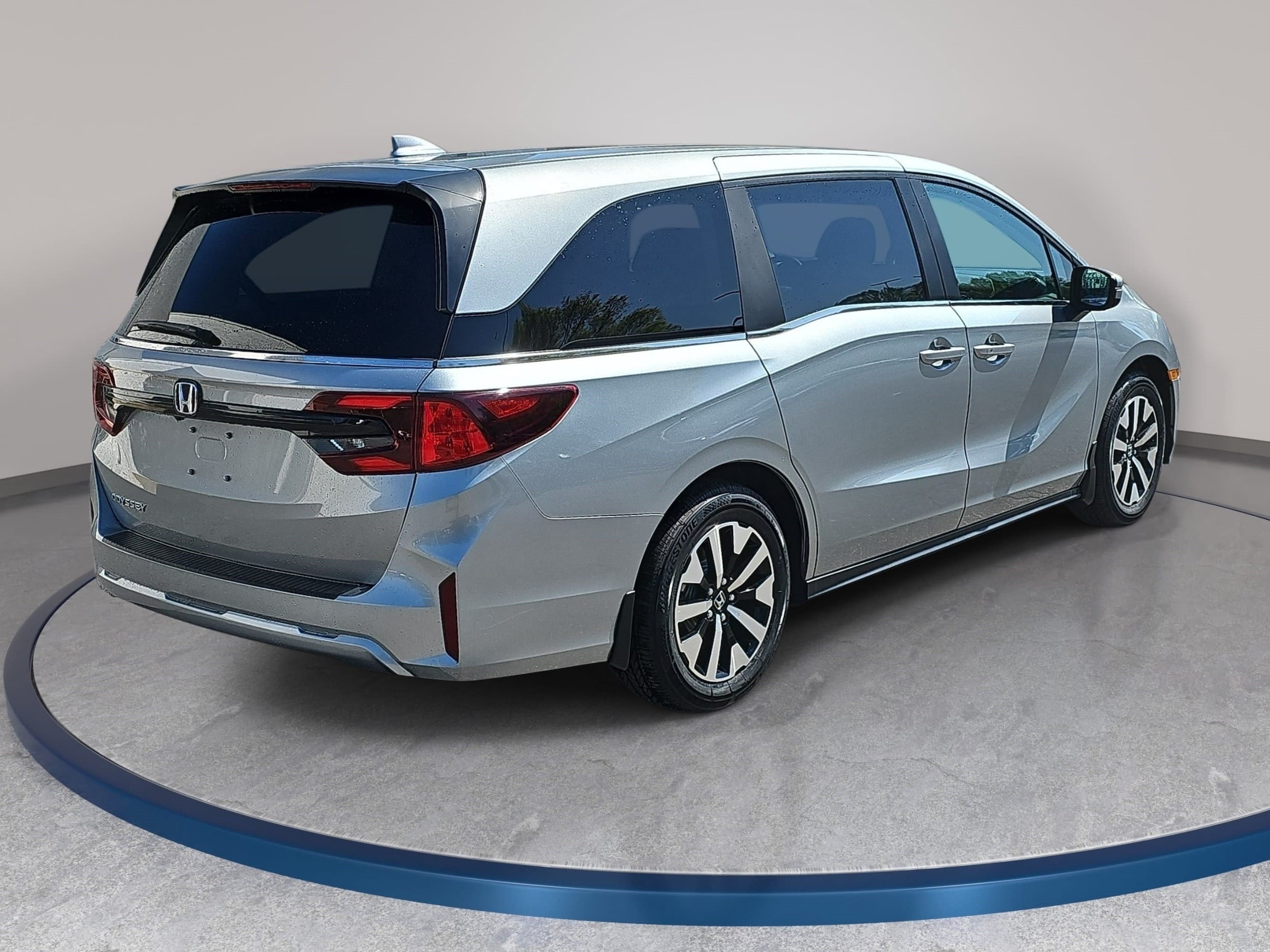 2026 Honda Odyssey EX-L - Photo 5