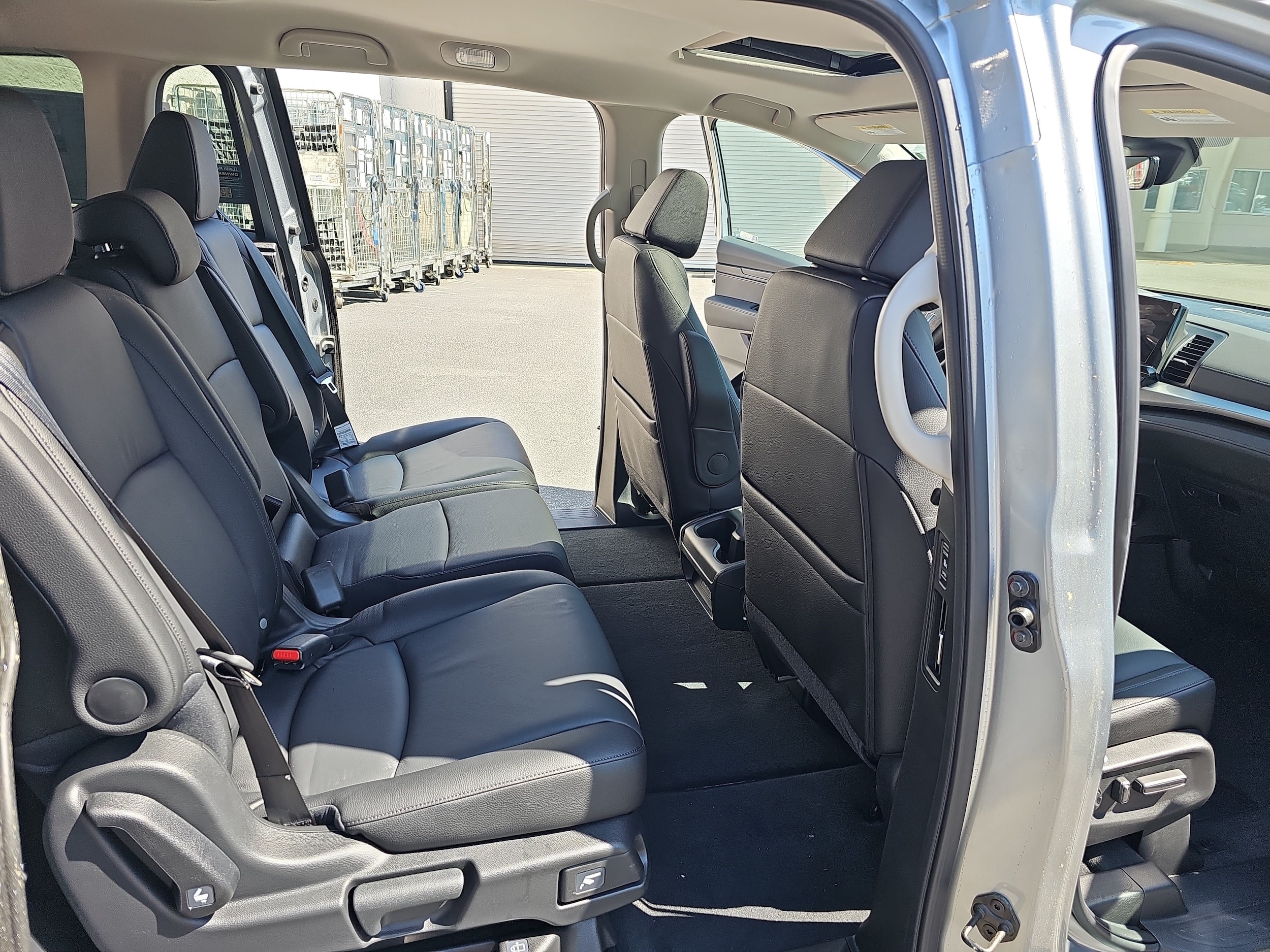 2026 Honda Odyssey EX-L - Photo 11