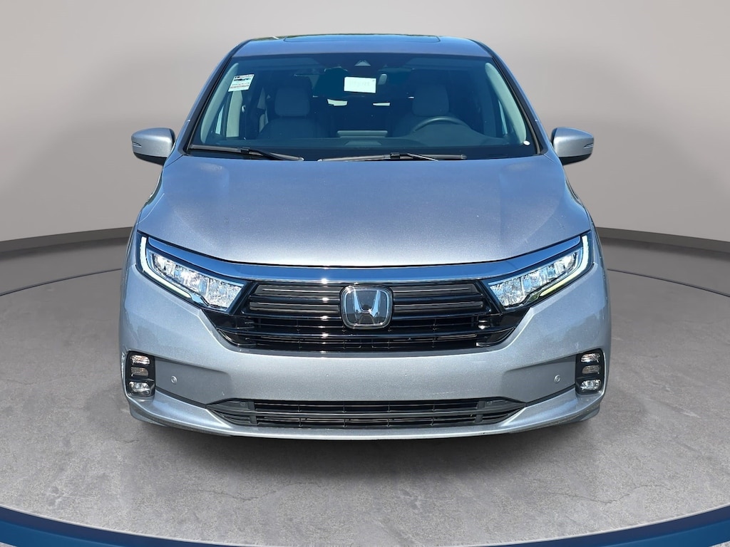 Certified 2023 Honda Odyssey Touring Van