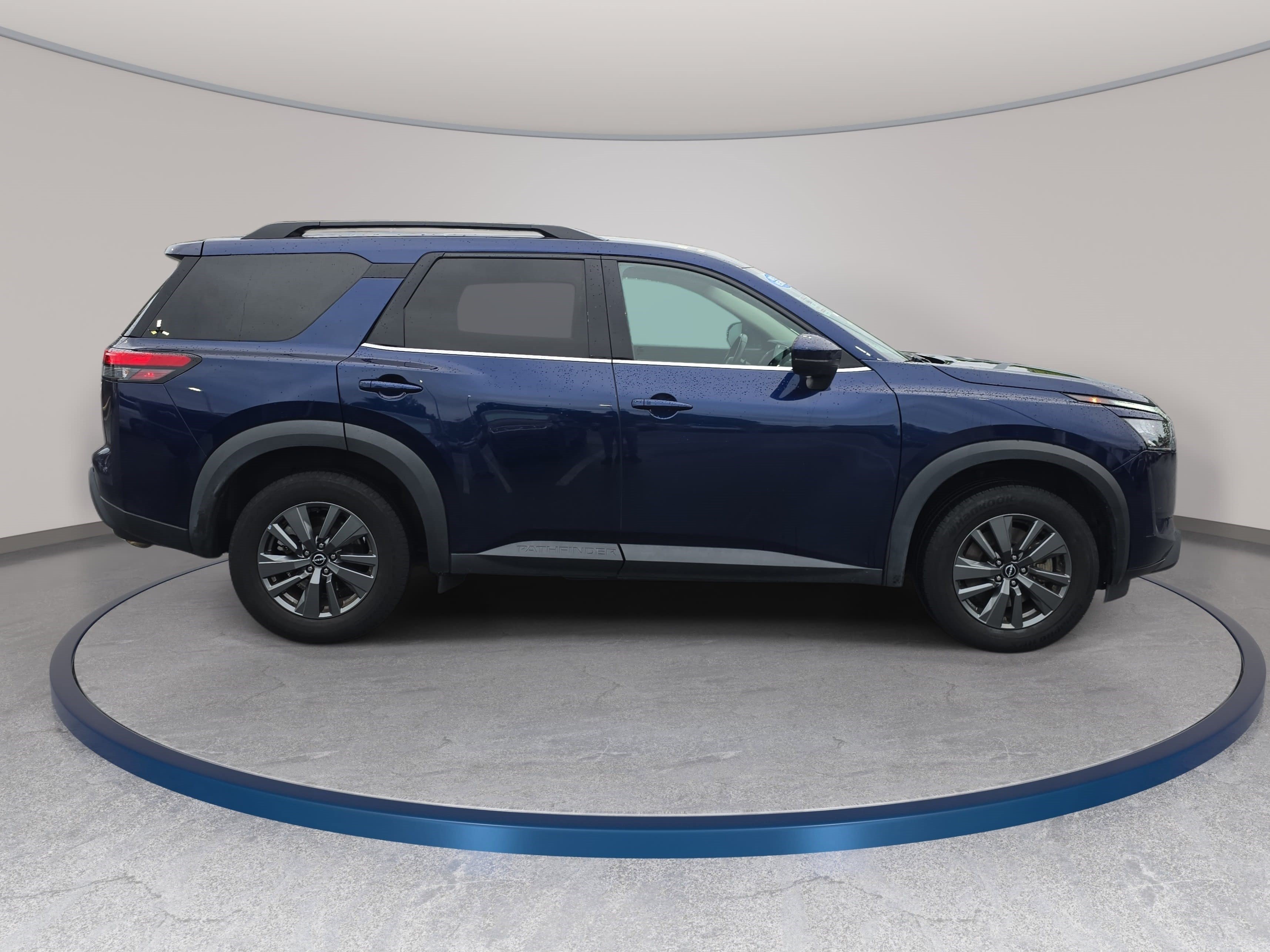 Used 2024 Nissan Pathfinder SV SUV