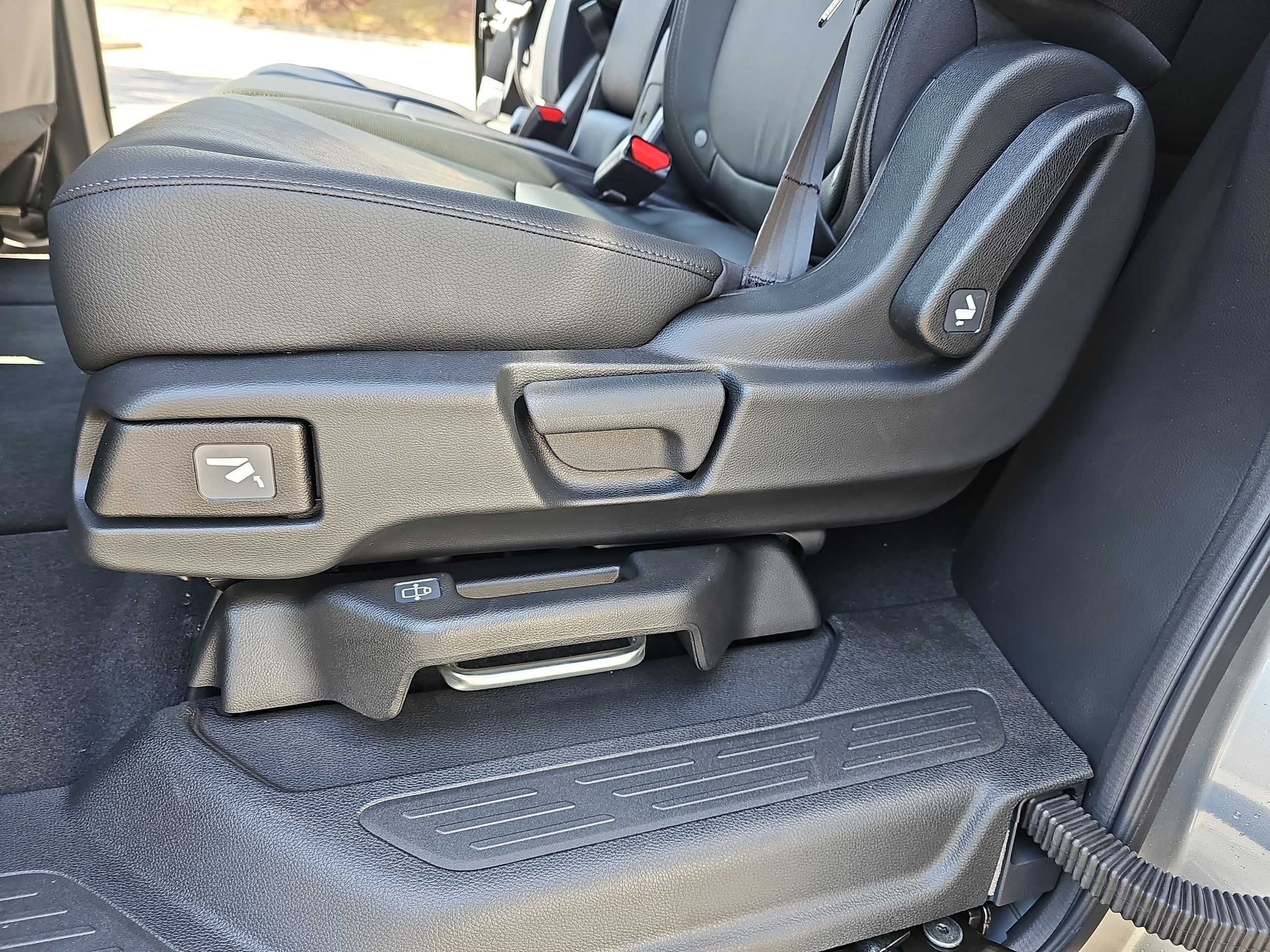 2026 Honda Odyssey EX-L - Photo 13