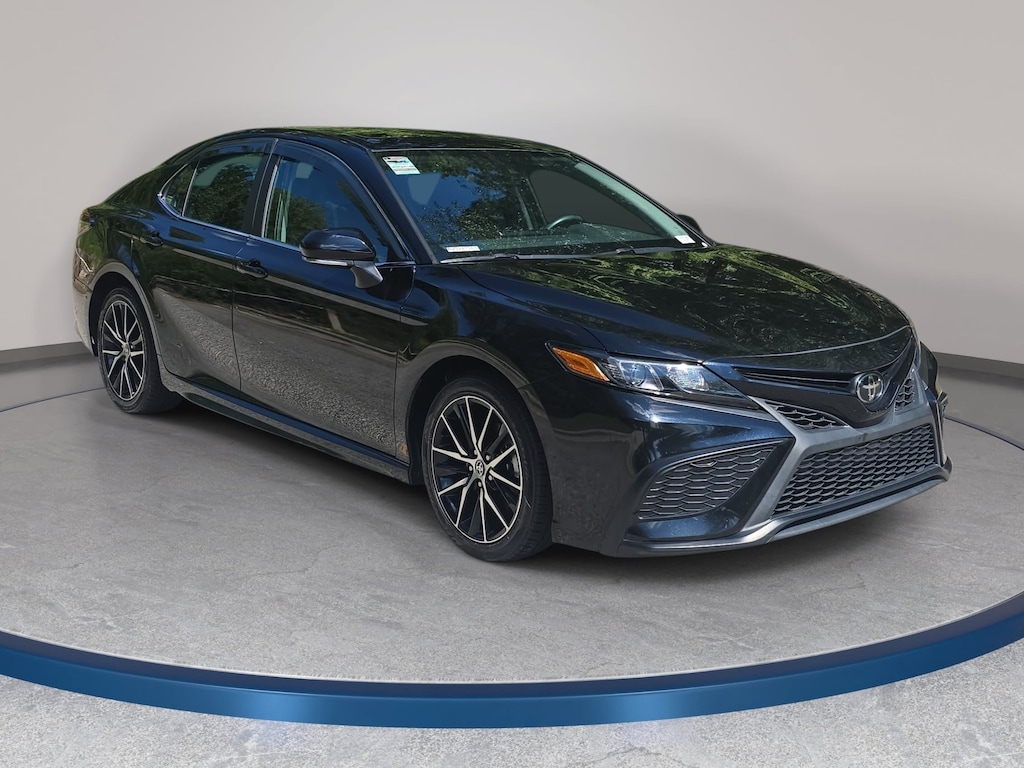 Used 2024 Toyota Camry SE Sedan