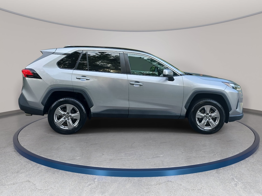 Used 2022 Toyota RAV4 XLE SUV