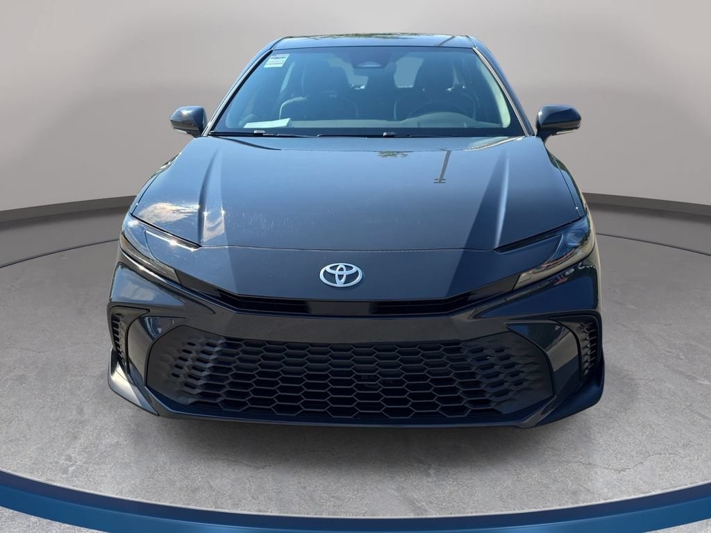 Used 2025 Toyota Camry SE Sedan