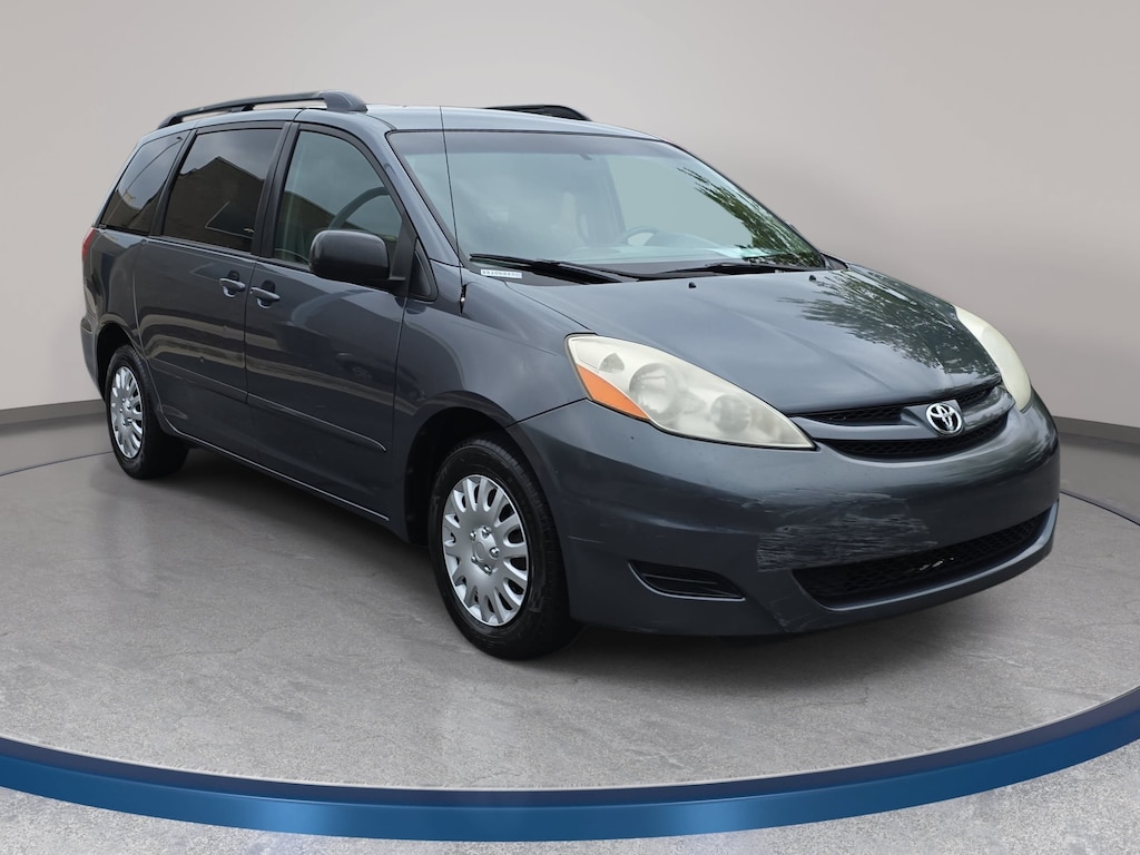 Used 2008 Toyota Sienna LE Van