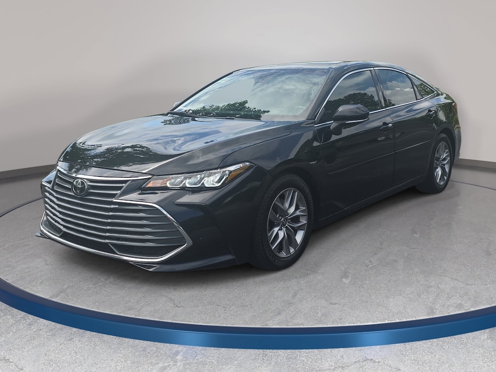 Used 2022 Toyota Avalon XLE Sedan