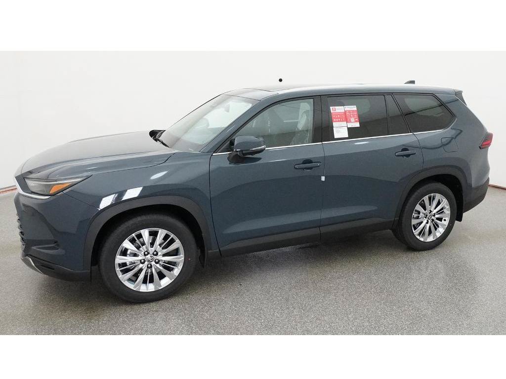 New 2026 Toyota Grand Highlander Platinum SUV