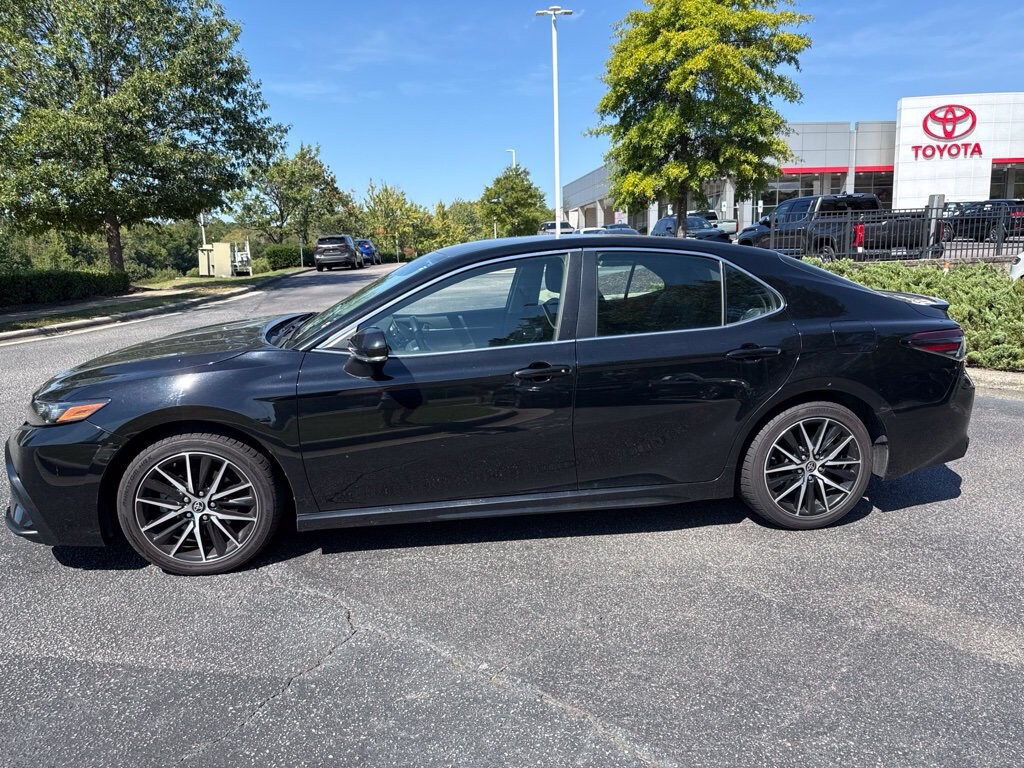 Used 2023 Toyota Camry SE Sedan
