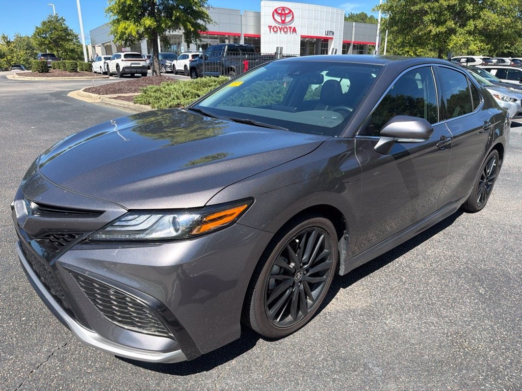 Used 2022 Toyota Camry Hybrid XSE Sedan