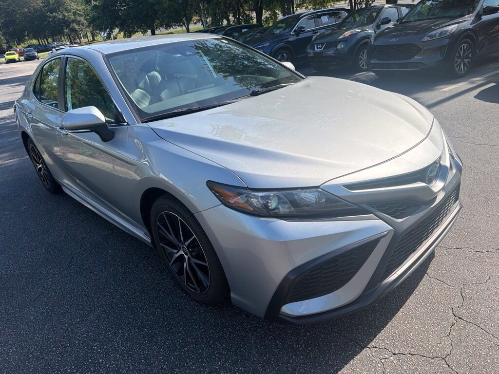 Used 2023 Toyota Camry Hybrid SE Sedan