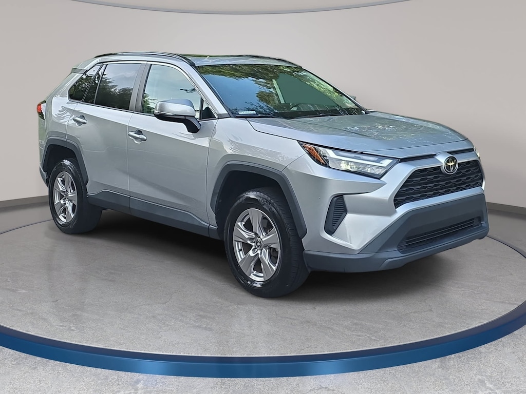 Used 2022 Toyota RAV4 XLE SUV