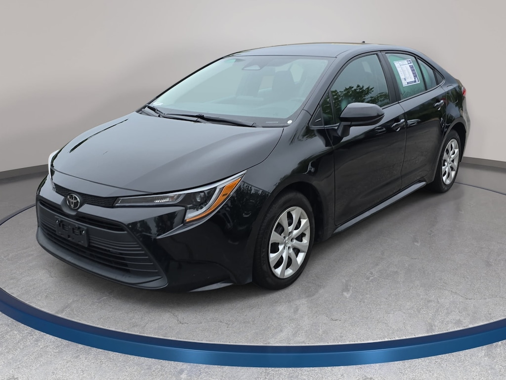 Used 2025 Toyota Corolla LE Sedan