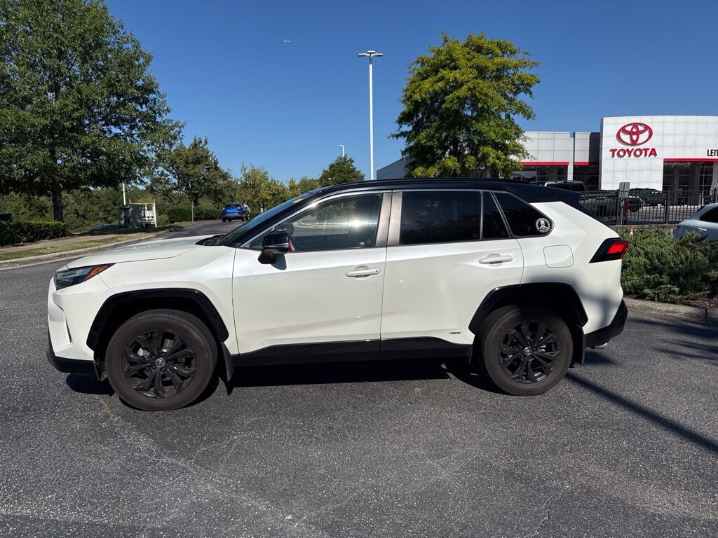 Used 2022 Toyota RAV4 Hybrid XSE SUV