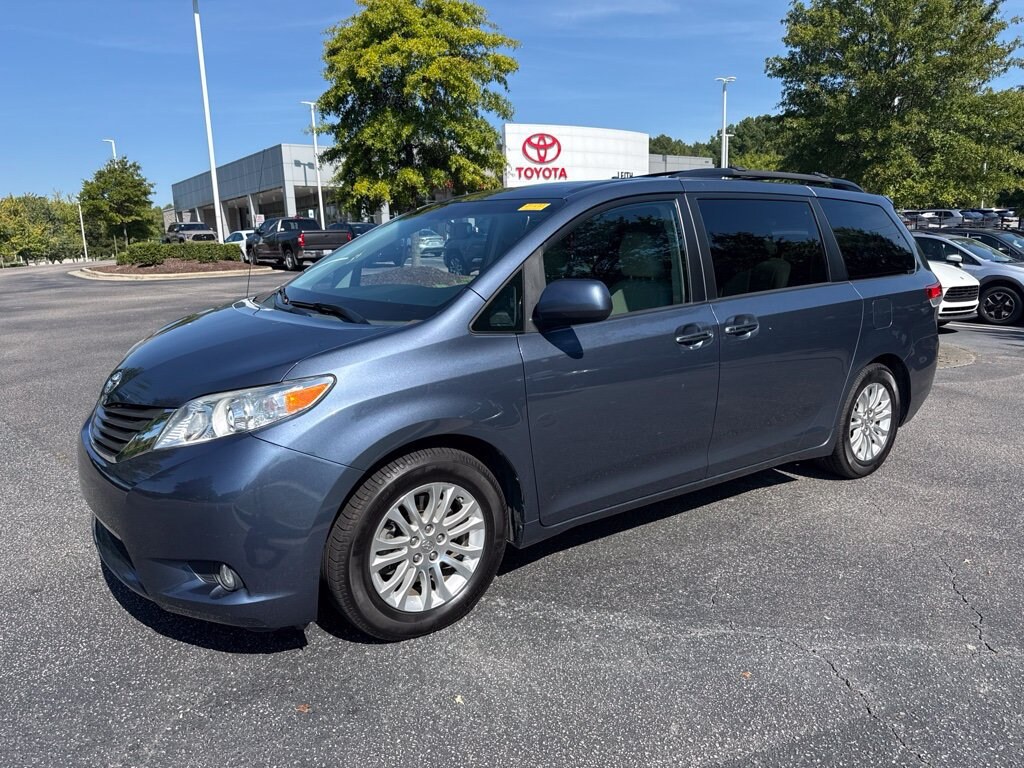 Used 2013 Toyota Sienna XLE V6 8 Passenger Van
