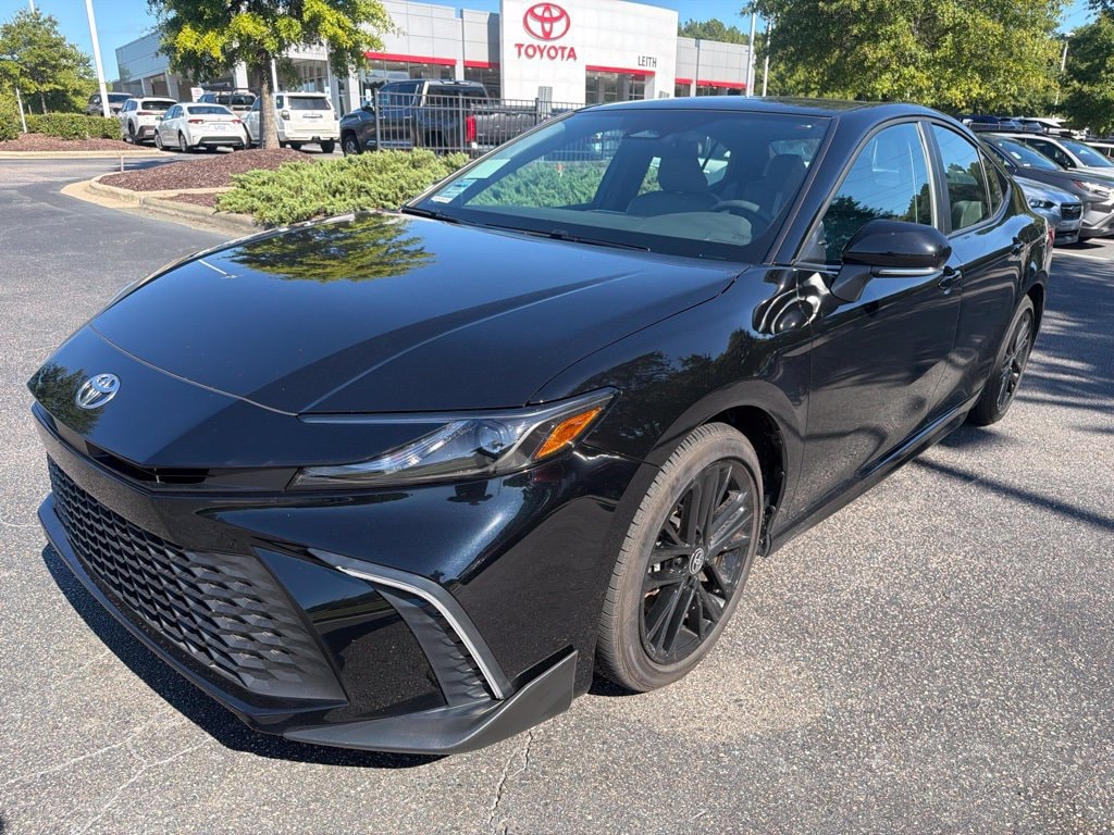 Used 2026 Toyota Camry SE Sedan