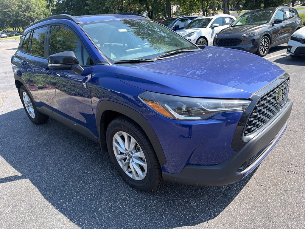 Used 2025 Toyota Corolla Cross LE SUV