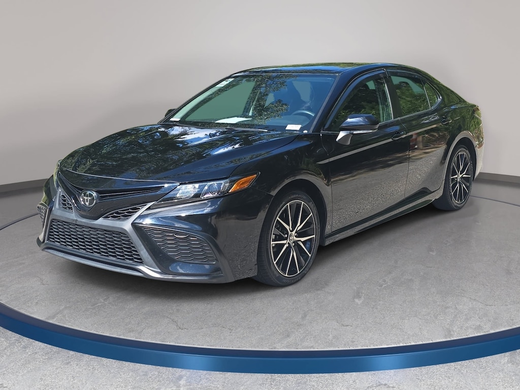 Used 2024 Toyota Camry SE Sedan
