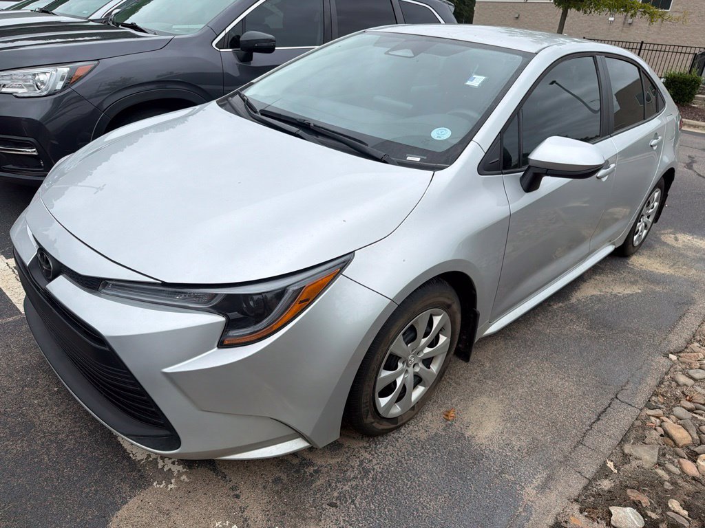 Used 2025 Toyota Corolla LE Sedan