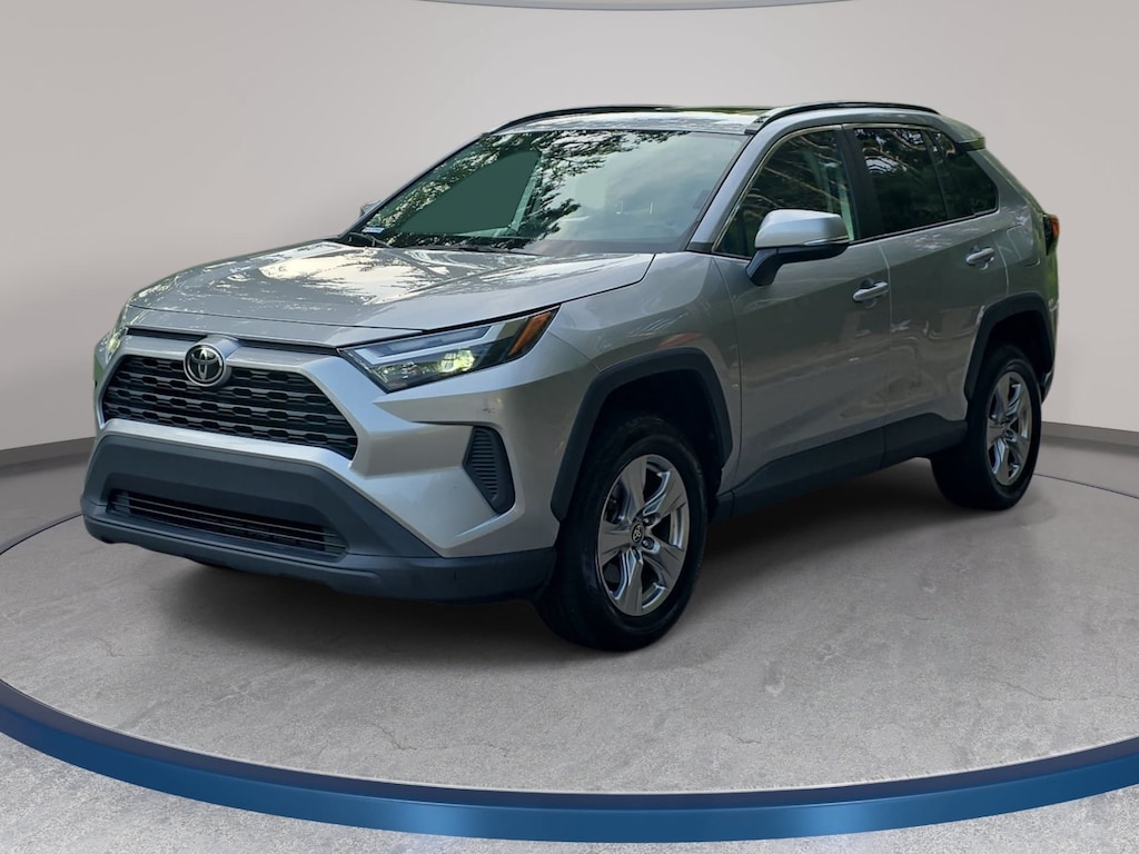 Used 2022 Toyota RAV4 XLE SUV