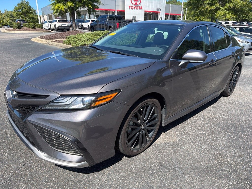 Used 2022 Toyota Camry Hybrid XSE Sedan