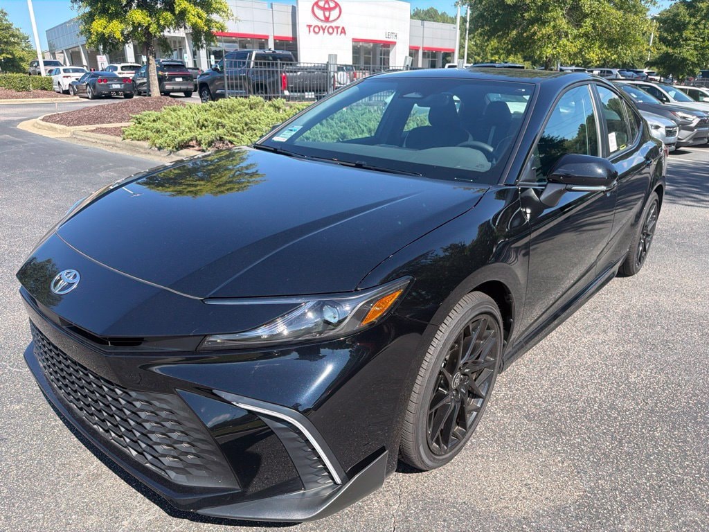 Used 2026 Toyota Camry SE Sedan