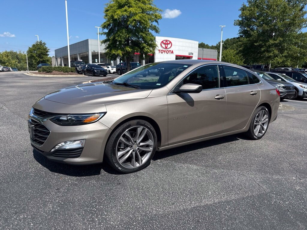 Used 2025 Chevrolet Malibu 1LT Sedan