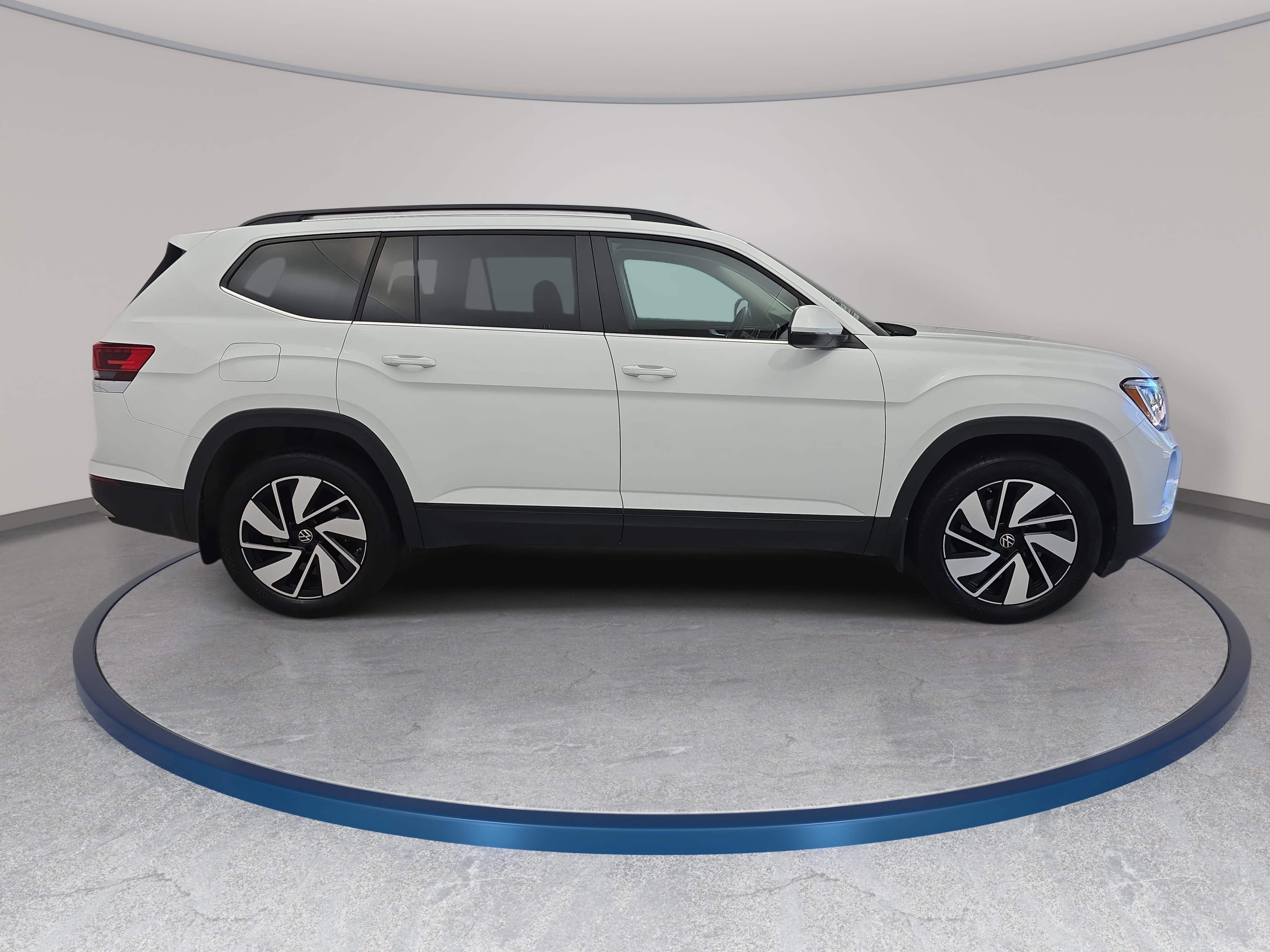 Certified 2024 Volkswagen Atlas 2.0T SE w/Technology SUV