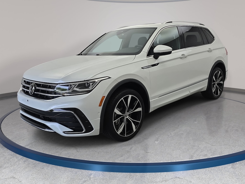 Certified 2024 Volkswagen Tiguan 2.0T SEL R-Line SUV