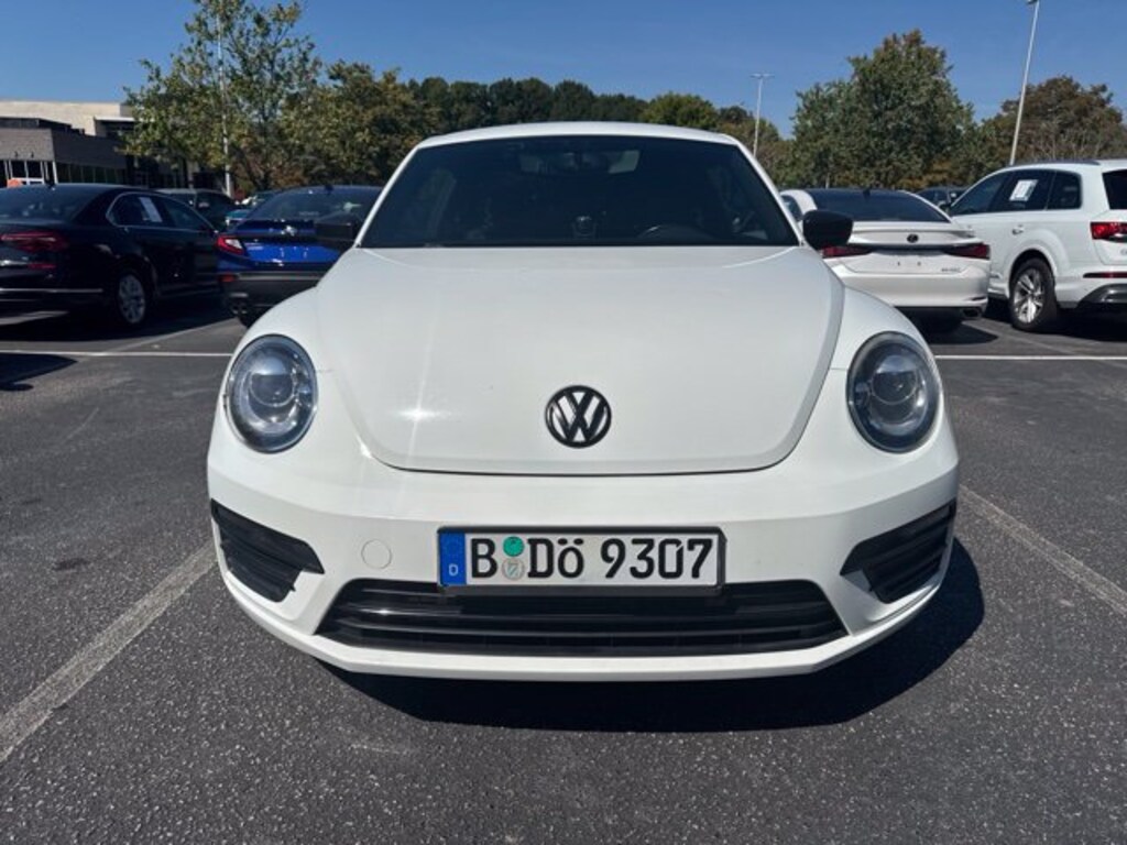 Used 2018 Volkswagen Beetle 2.0T S Hatchback