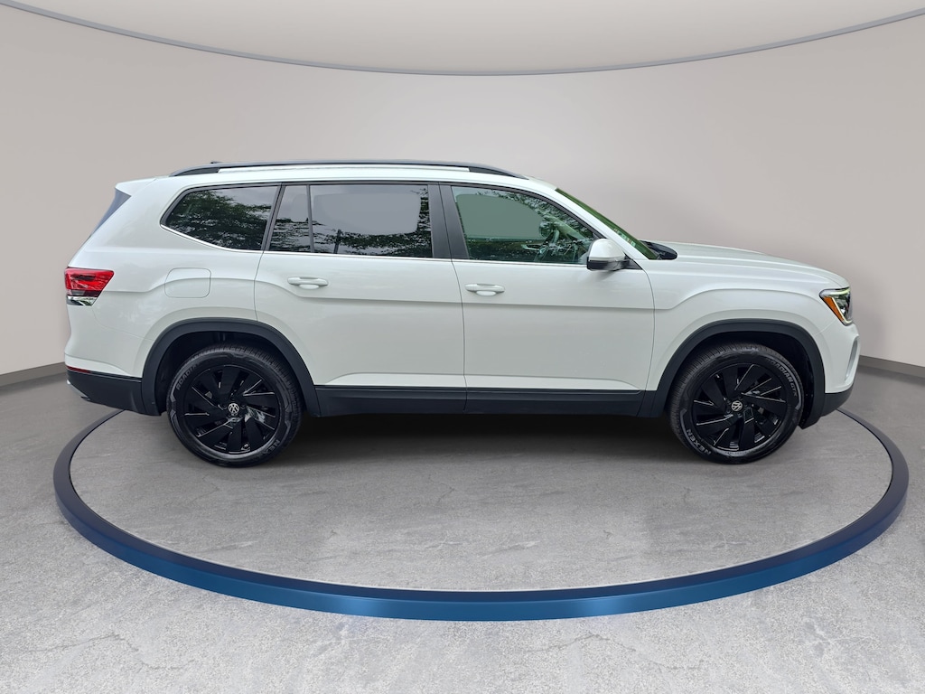 Used 2026 Volkswagen Atlas SE w/Technology SUV