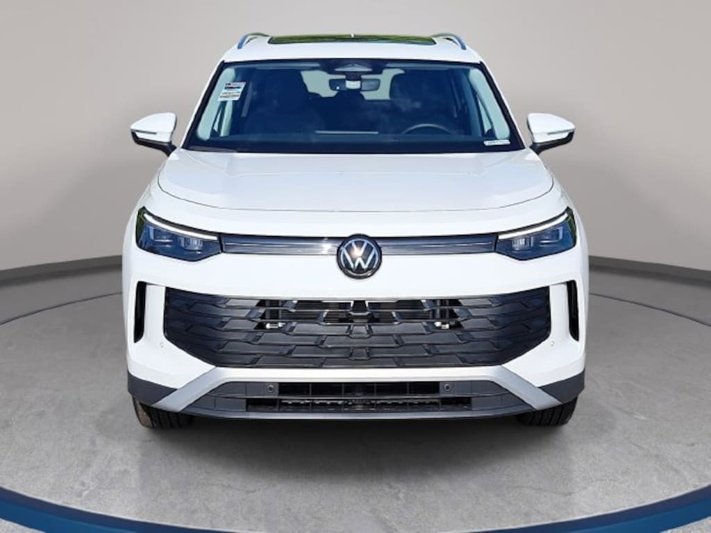 New 2026 Volkswagen Tiguan SE SUV